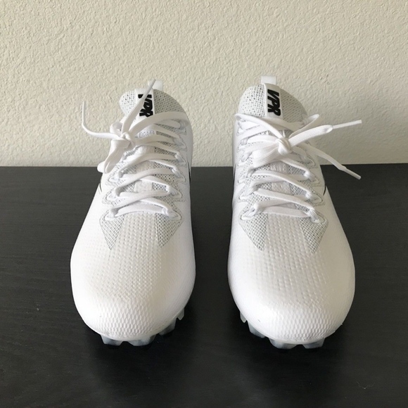 Nike Vapor Untouchable Pro CF Football Cleats - Picture 3 of 3